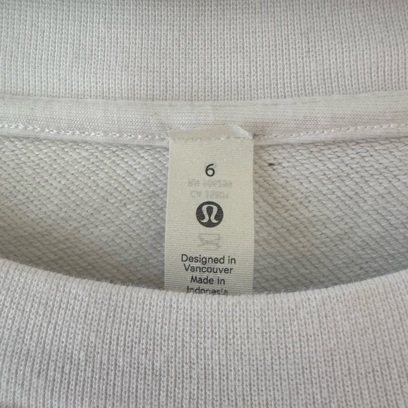 Lululemon Perfectly Oversized Crew White sweatshirt, Size 6 - Picture 7 of 8